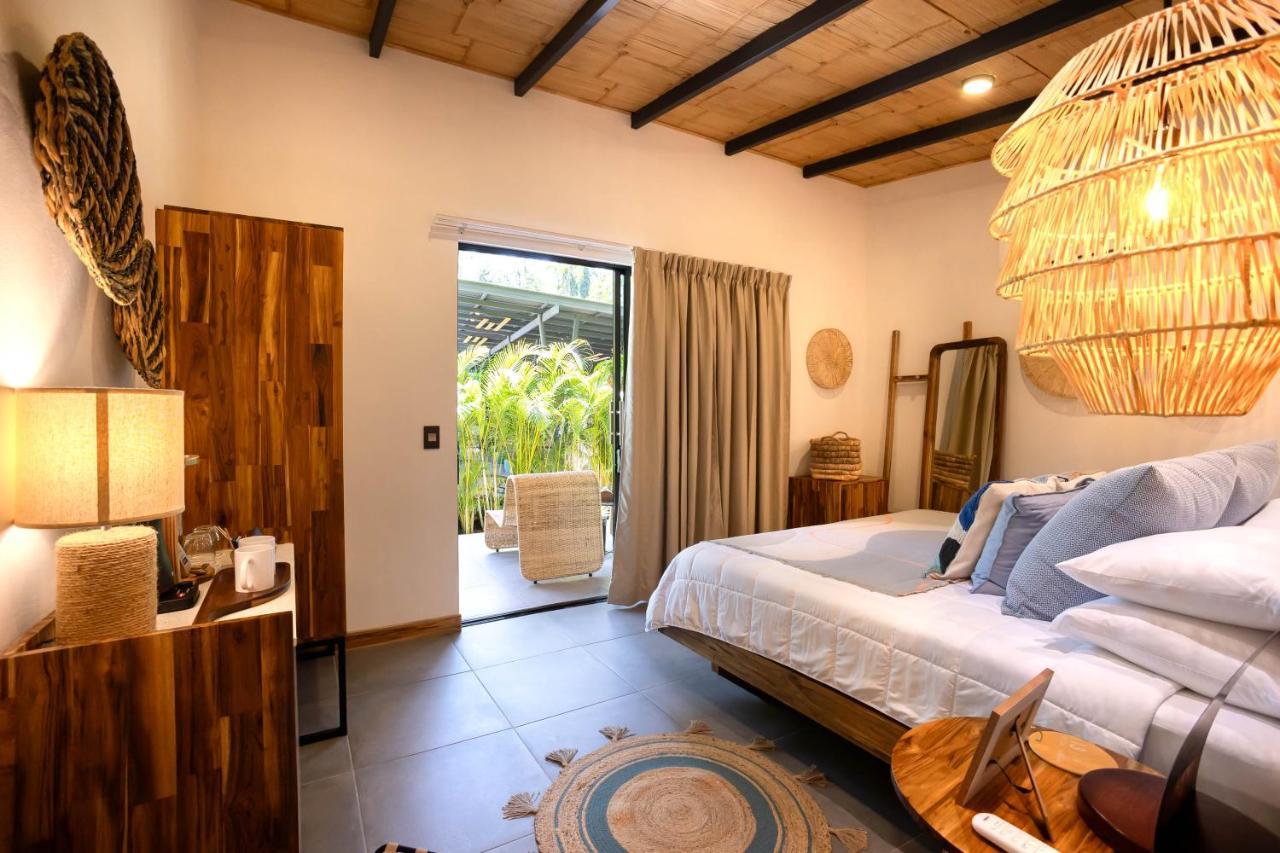 Exotico Beach Hotel Puerto Viejo de Talamanca ภายนอก รูปภาพ